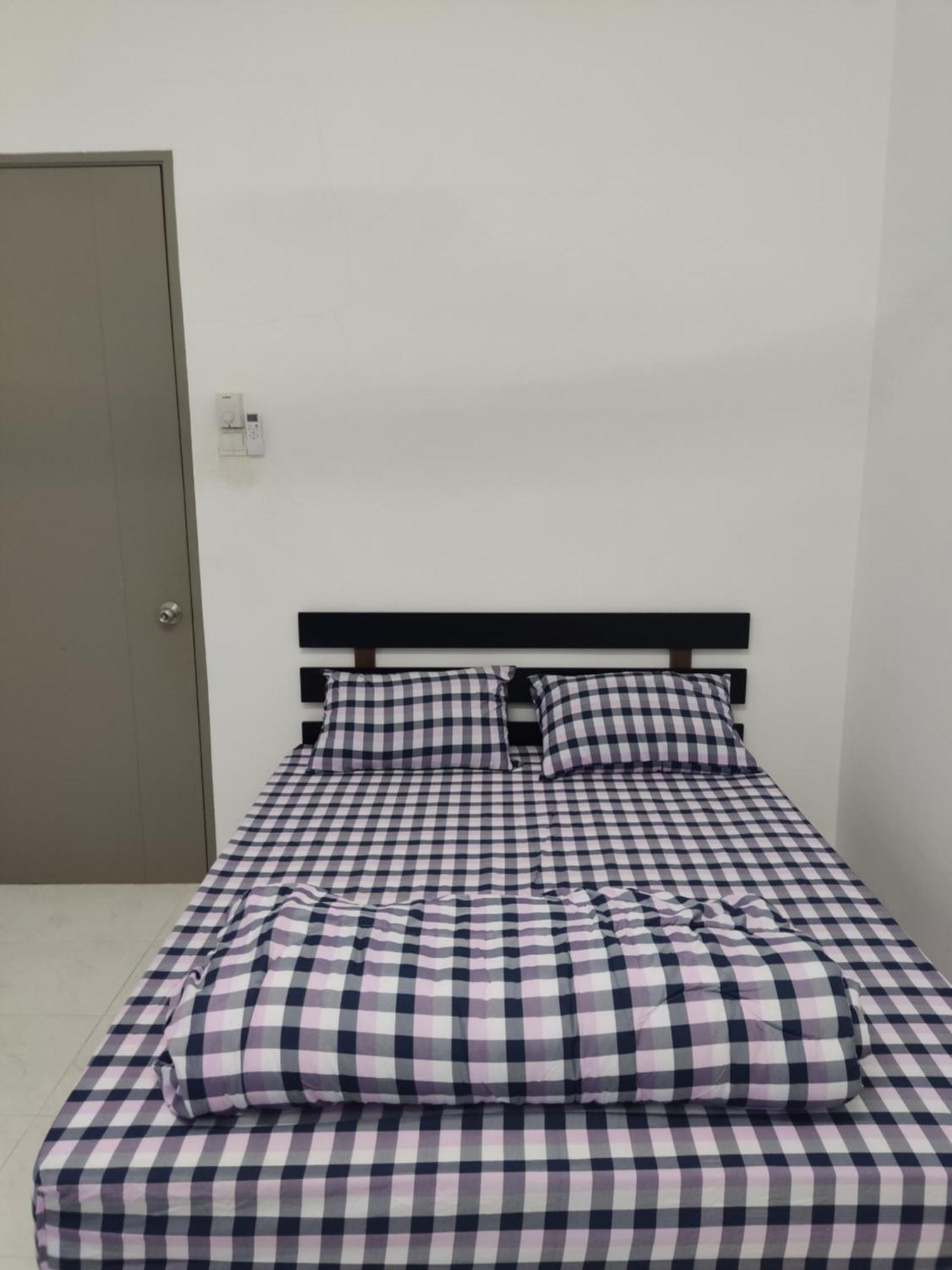 2Storey Asraf'S Homestay Seri Iskandar Exteriör bild